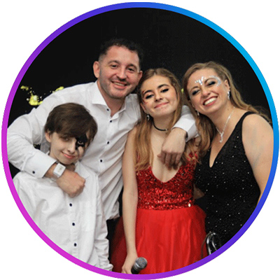 Familia Uma